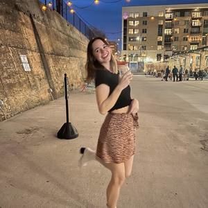 Meet your Posher, Addie